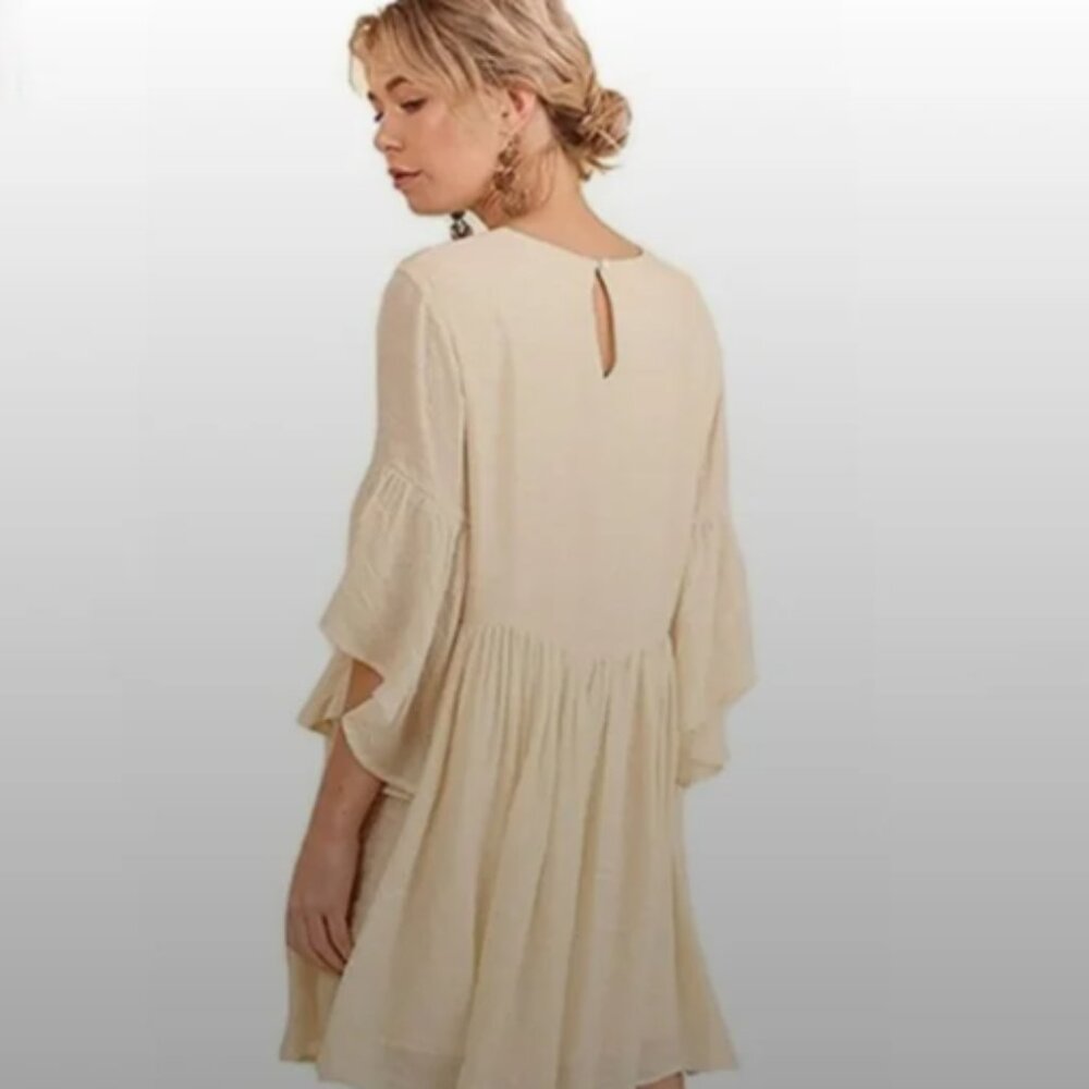 UMGEE Cream Floral Embroidered Babydoll Dress Fluted Sleeves Lined Size M - Picture 3 of 9